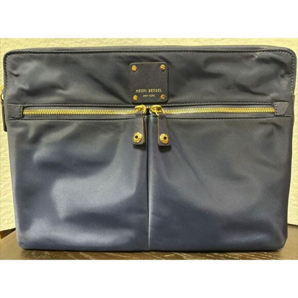 Hendri‎ Bendel Blue Laptop Bag Nylon Navy Blue. 10"x13.75"x1"